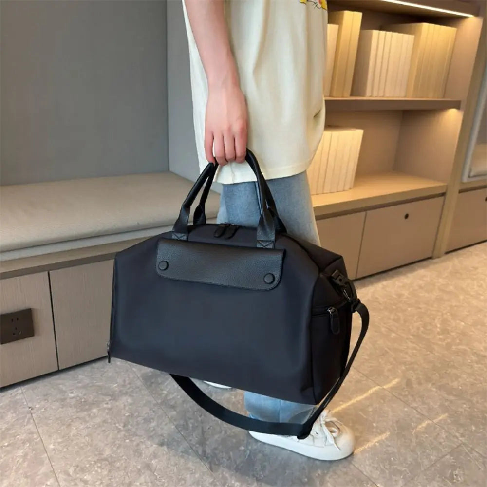 Sports Weekender Bag with Shoe Compartment and Organized Storage
